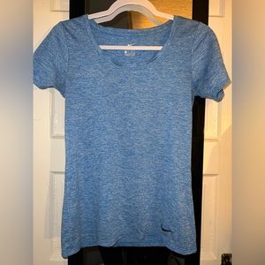 Women’s xs Nike Dri-Fit short sleeve tee